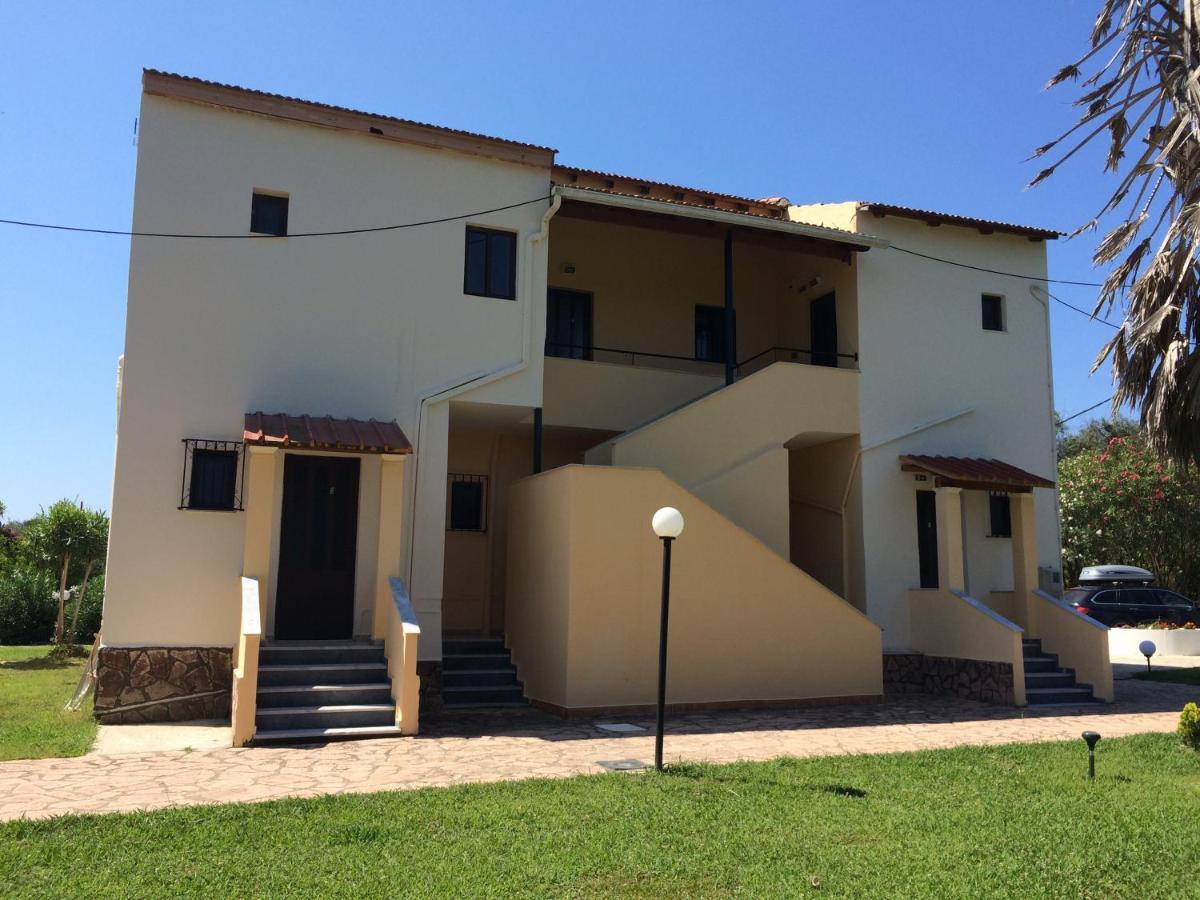 Avra Beach Apartments Lefkími Kültér fotó