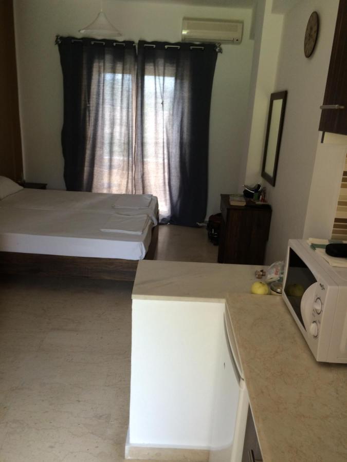 Avra Beach Apartments Lefkími Kültér fotó