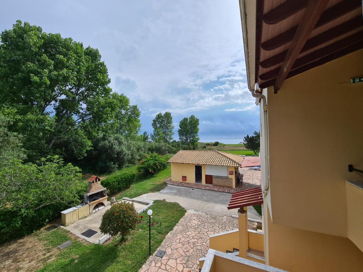 Avra Beach Apartments Lefkími Kültér fotó